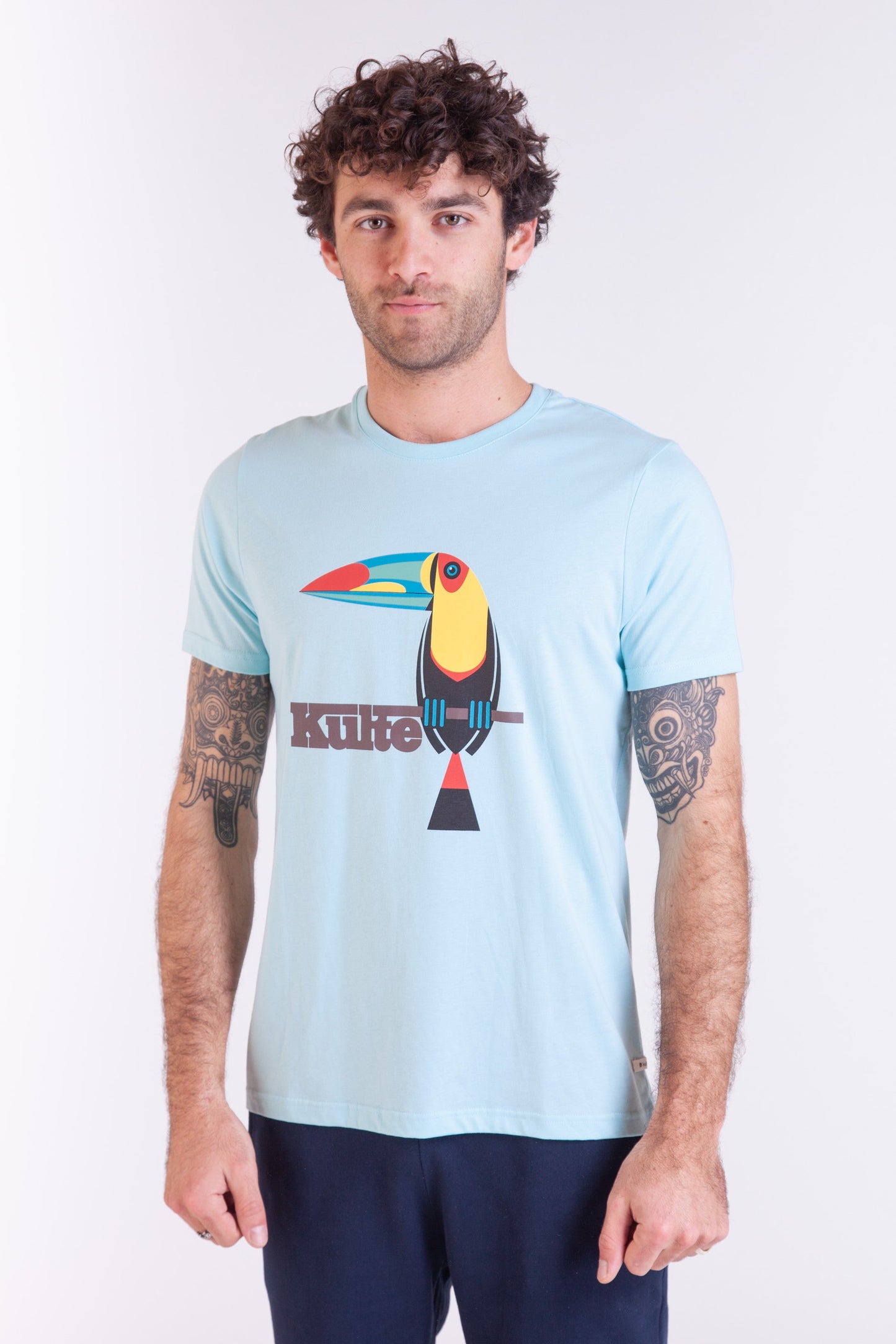 TOUCAN LIGHT BLUE T-SHIRT
