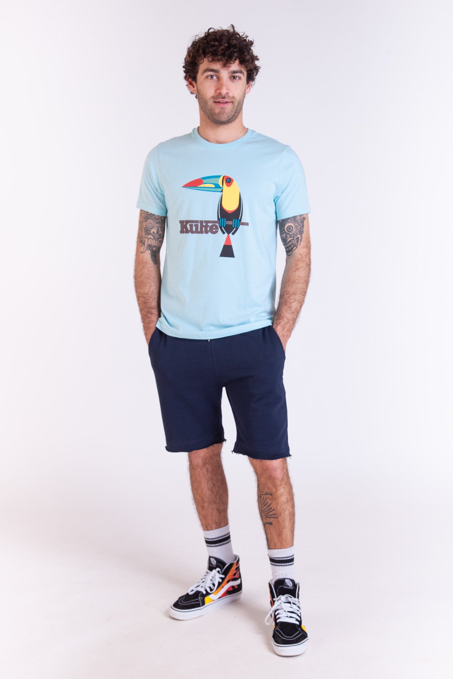 TOUCAN LIGHT BLUE T-SHIRT