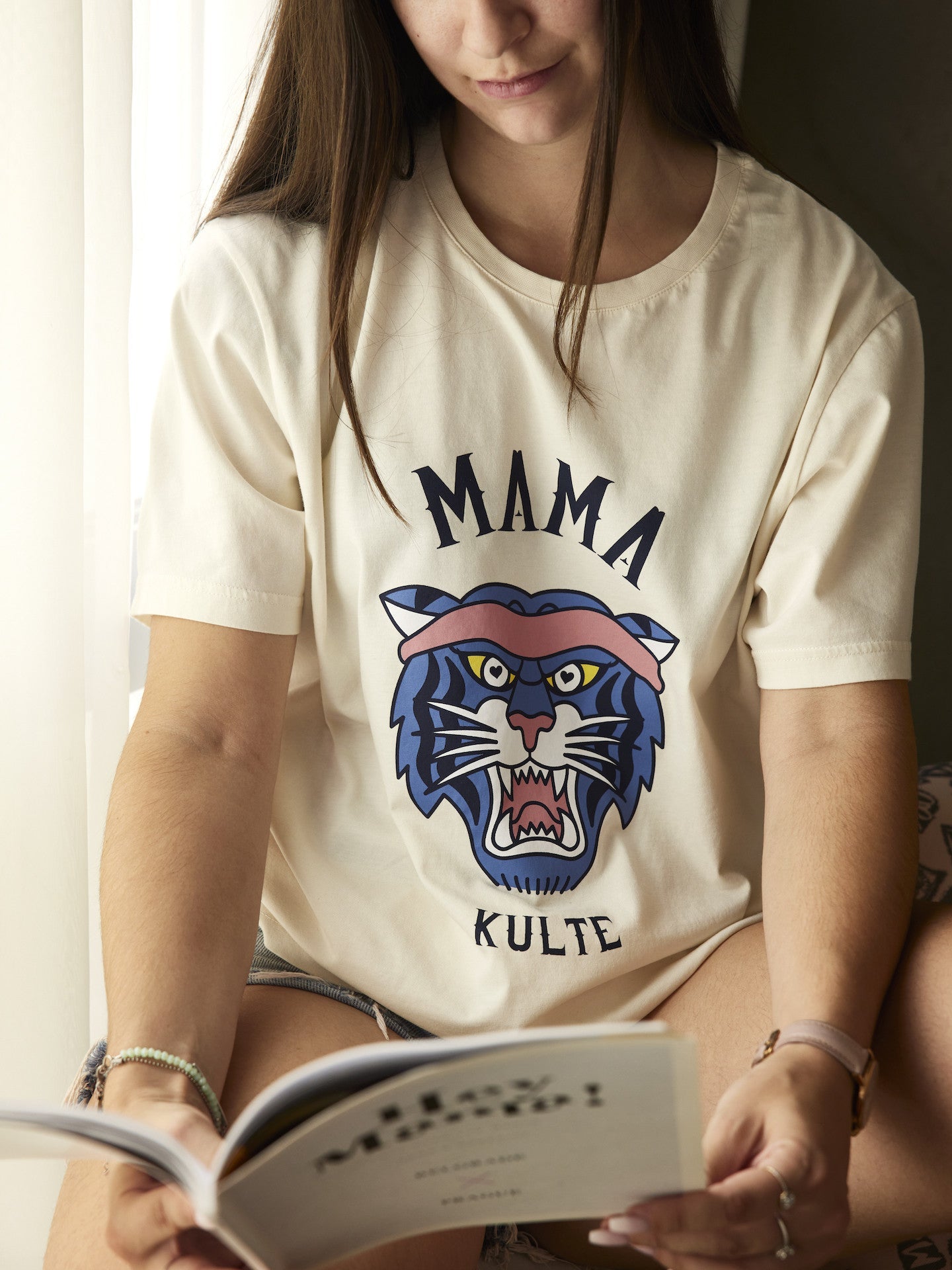 BEACH MAMA TIGER OFF WHITE T-SHIRT