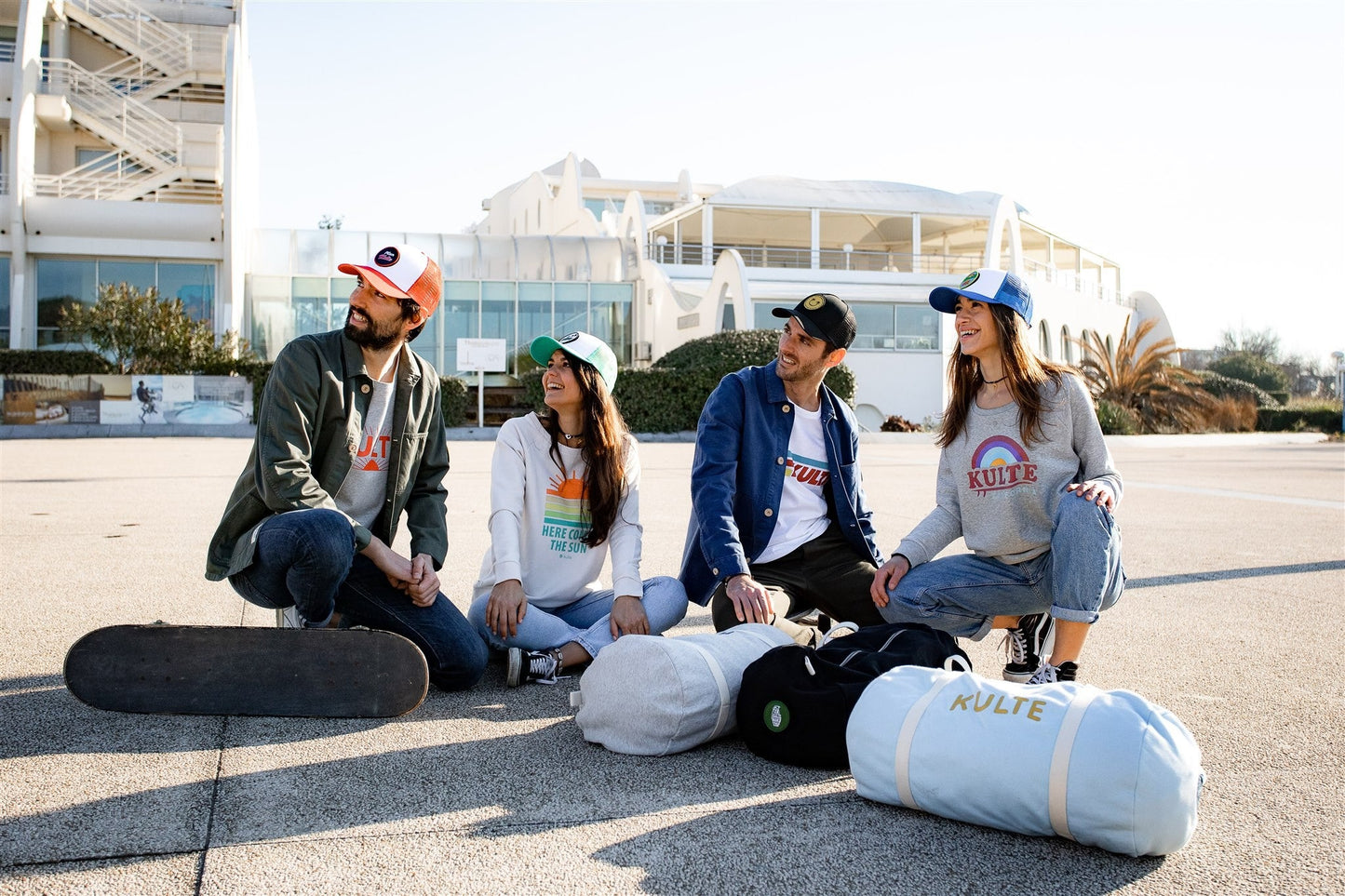 CALIFORNIA SKY GRAY WOMEN’S SWEATSHIRT
