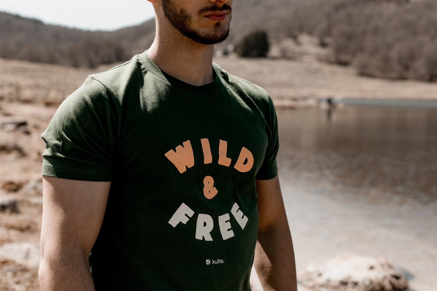 T-SHIRT WILD AND FREE GREEN