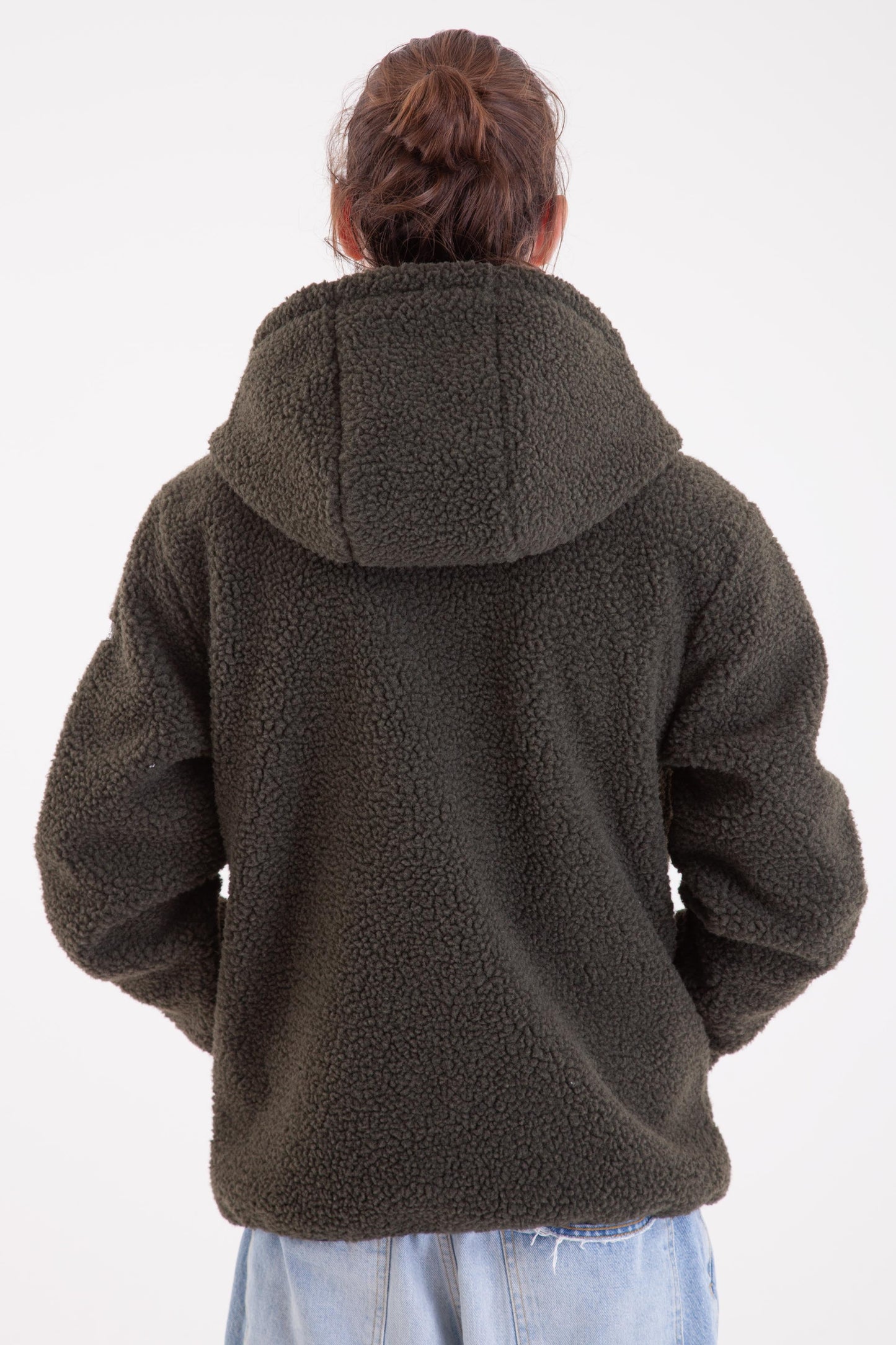 THE TECHNICAL SHERPA KAKI