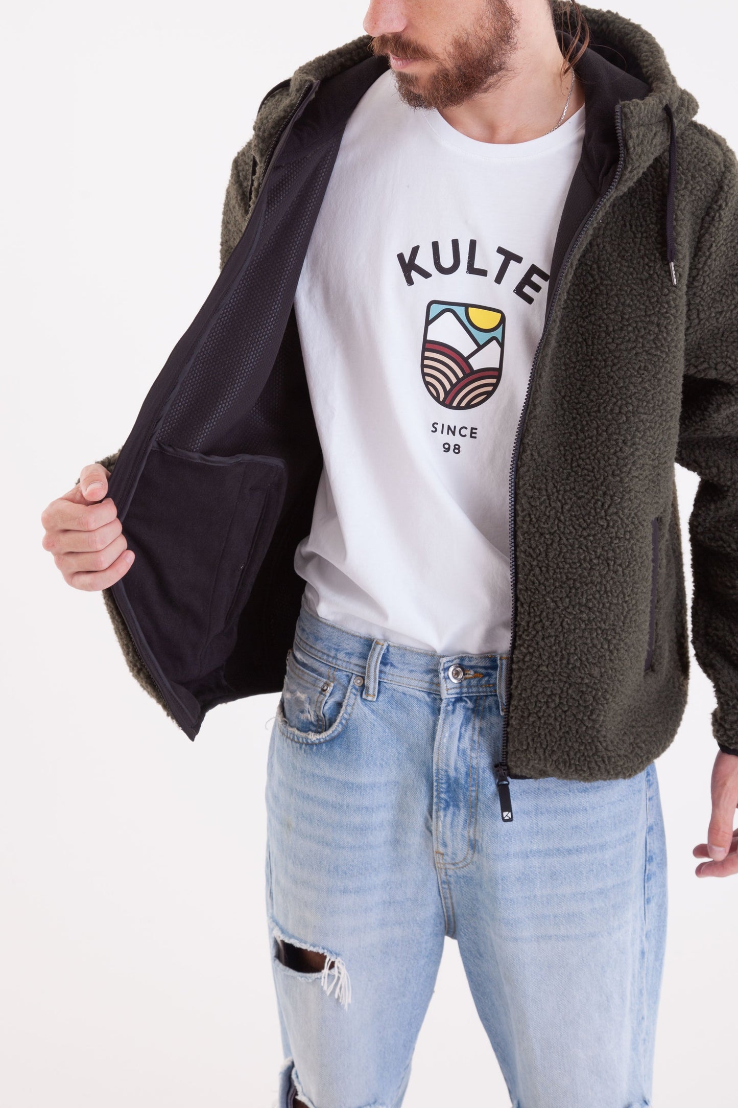 THE TECHNICAL SHERPA KAKI