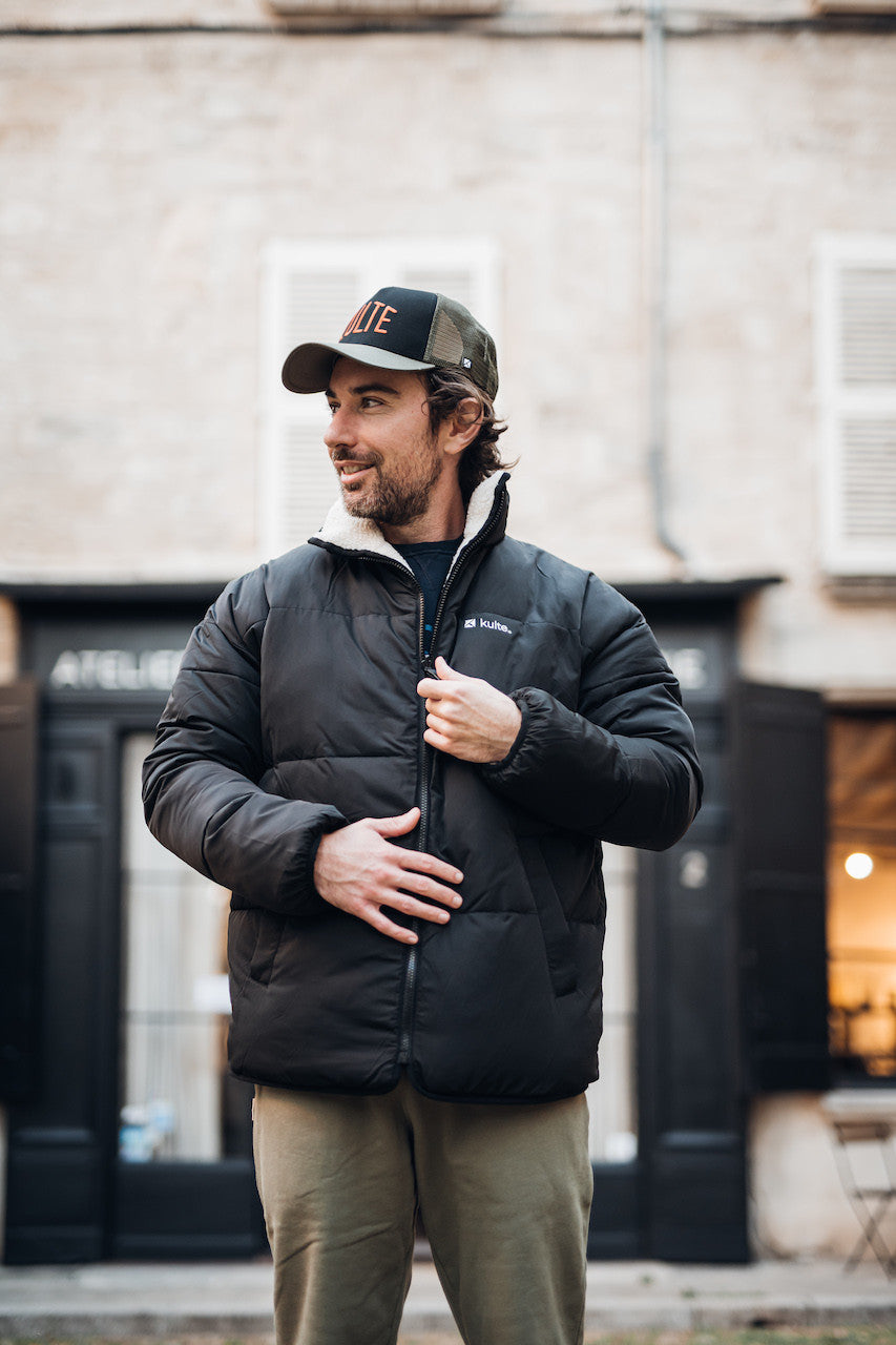 THE REVERSIBLE SHERPA OFF WHITE/BLACK