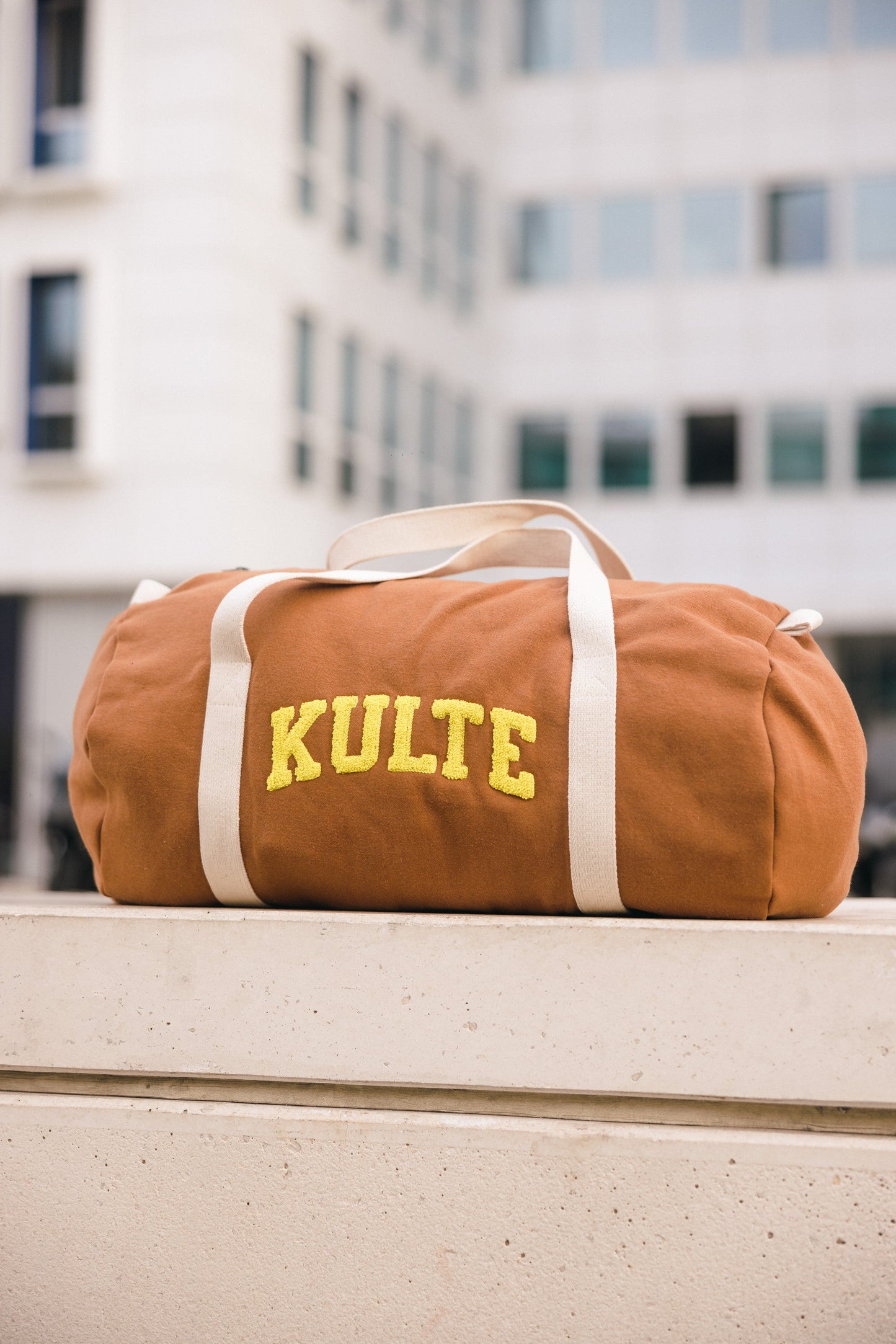 BART ATHLETIC MEDIUM OCHER BAG