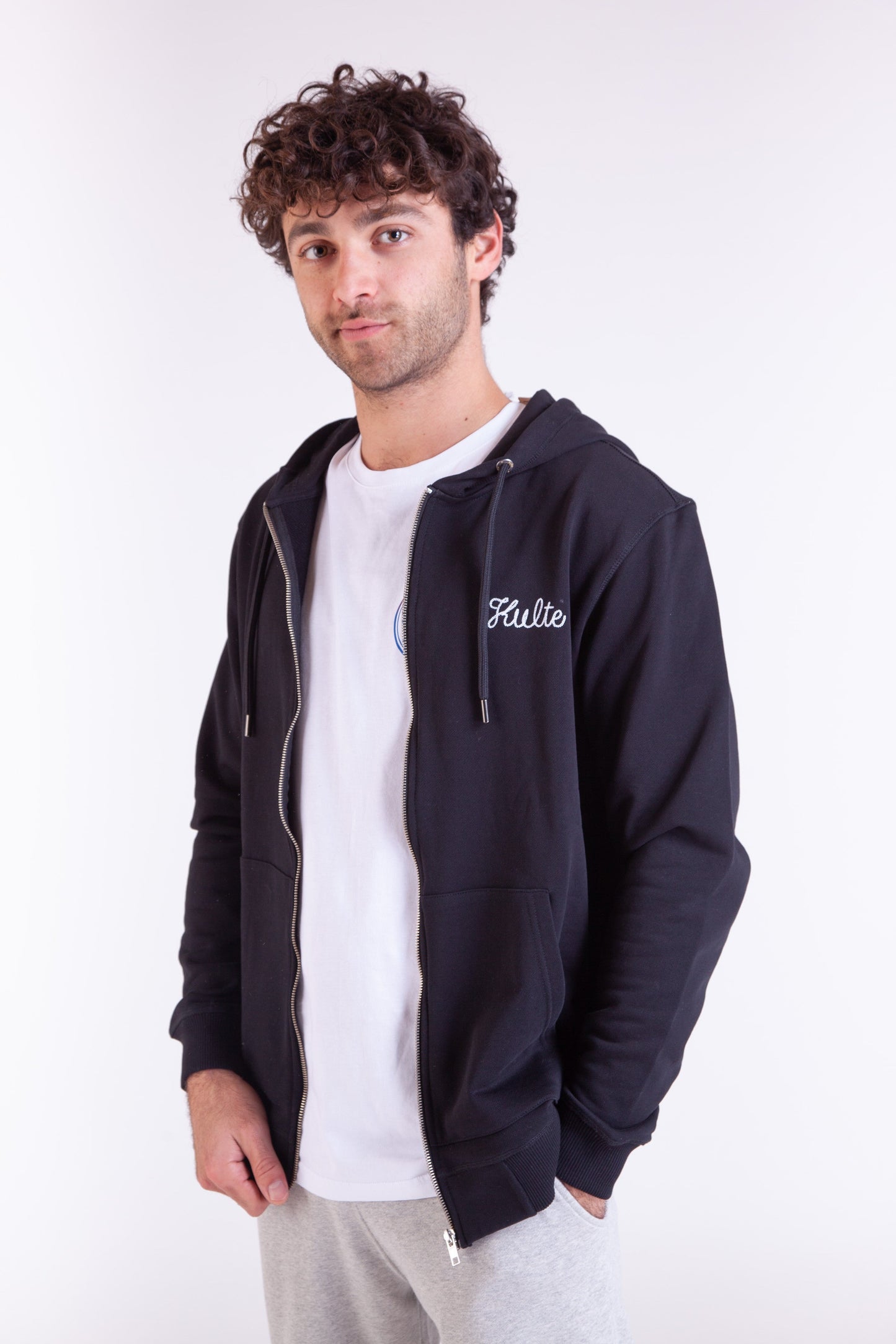 HOODIE ZIP SCRIPT BLACK