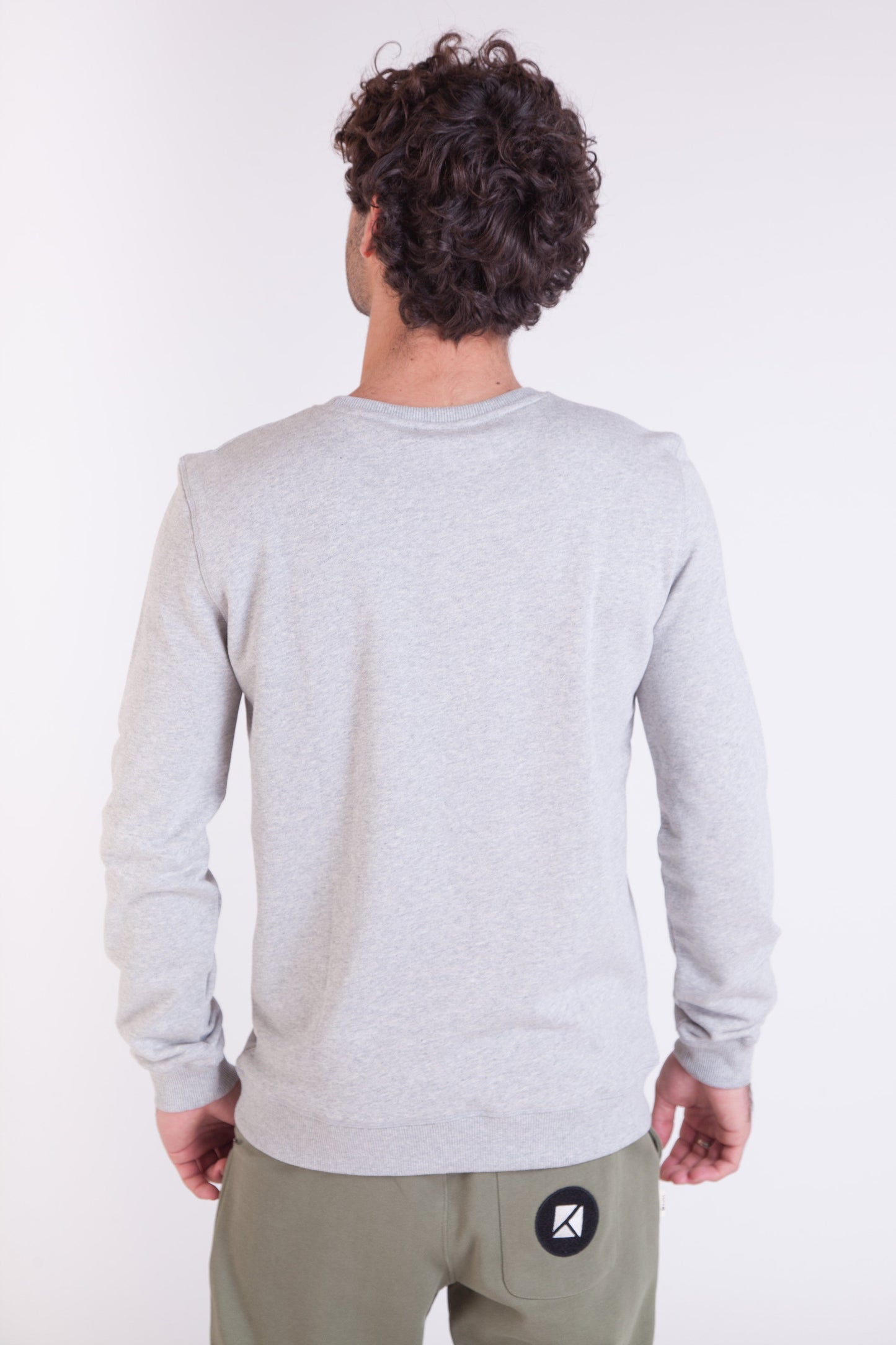 SWEAT ROUNDED GREY