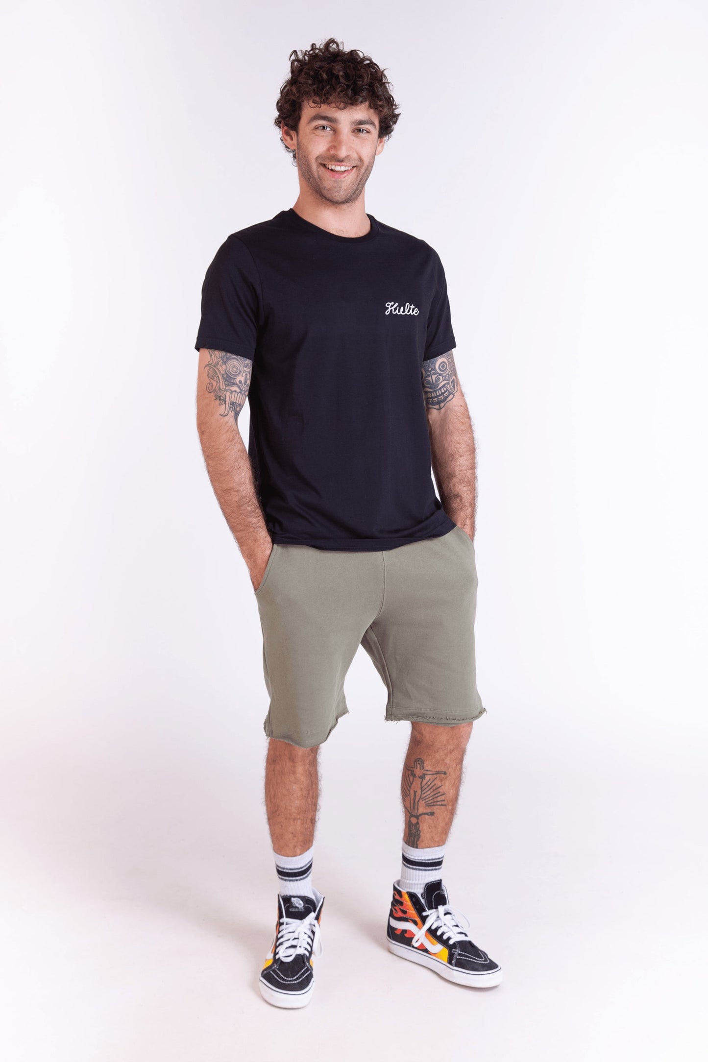 CORPO SCRIPT BLACK T-SHIRT