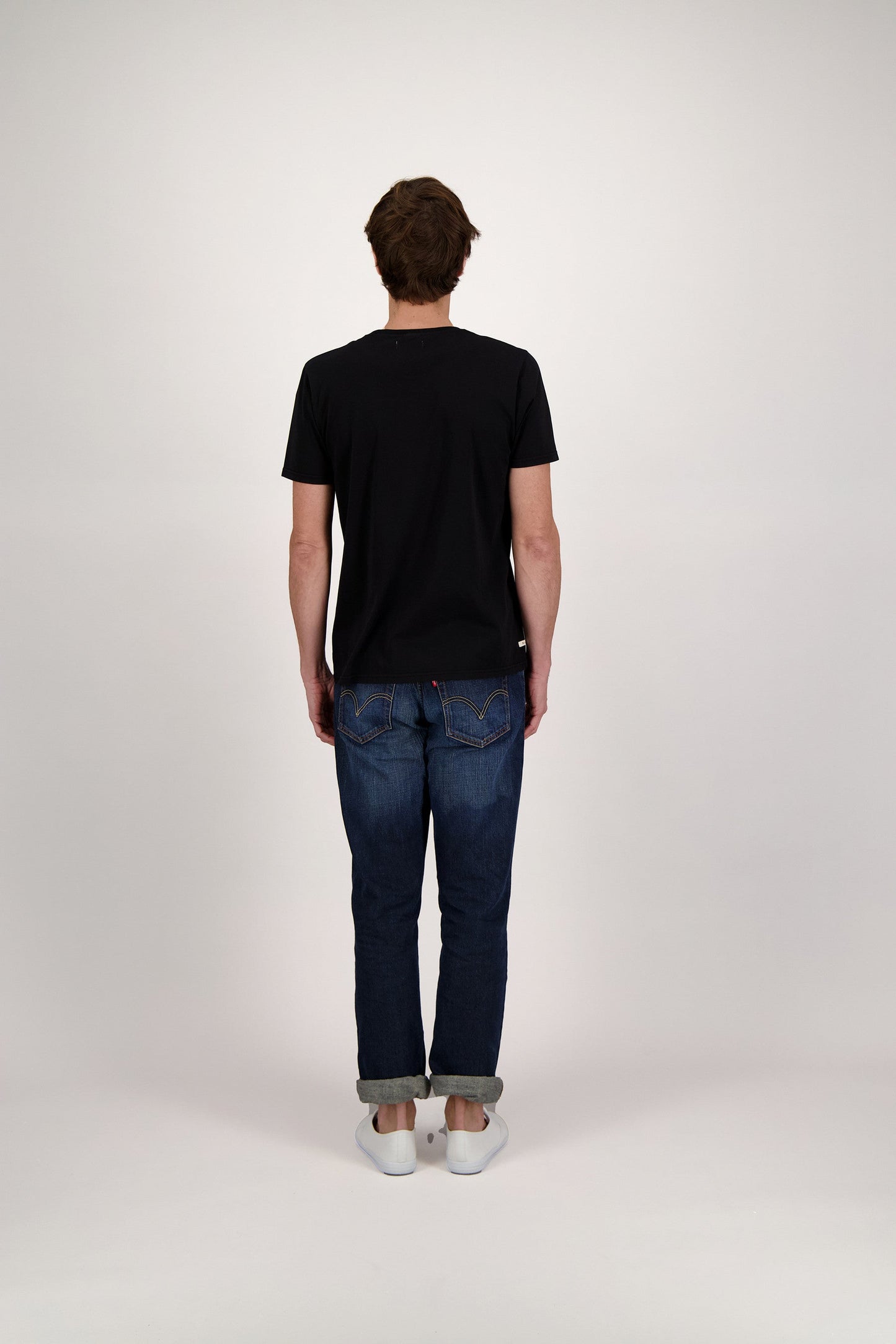 T-SHIRT CORPO ITALIC RETRO BLACK